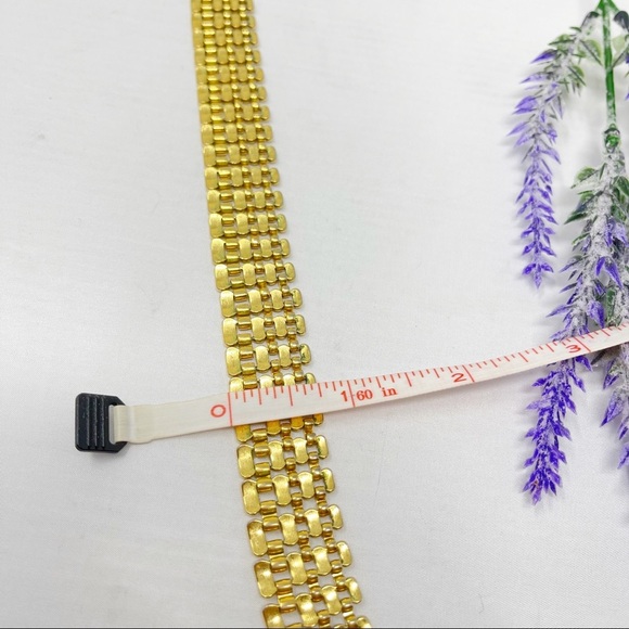 Vintage 90s Gold Tone Chain Bracelet - Picture 5 of 5